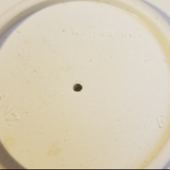 Wedgwood ANTIQUE Chamber Candlestick Holder & Snuffer - Picture 6 of 8